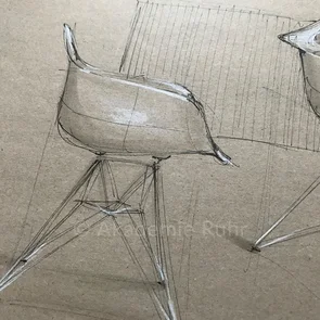 Wir erarbeiten individuelle Zeichentechniken in unserem Workshop für Produkt Designer mit Ihnen. Erfahren Sie, wie Sie Schatten und Lichtpunkte besonders gut in Szene setzen.